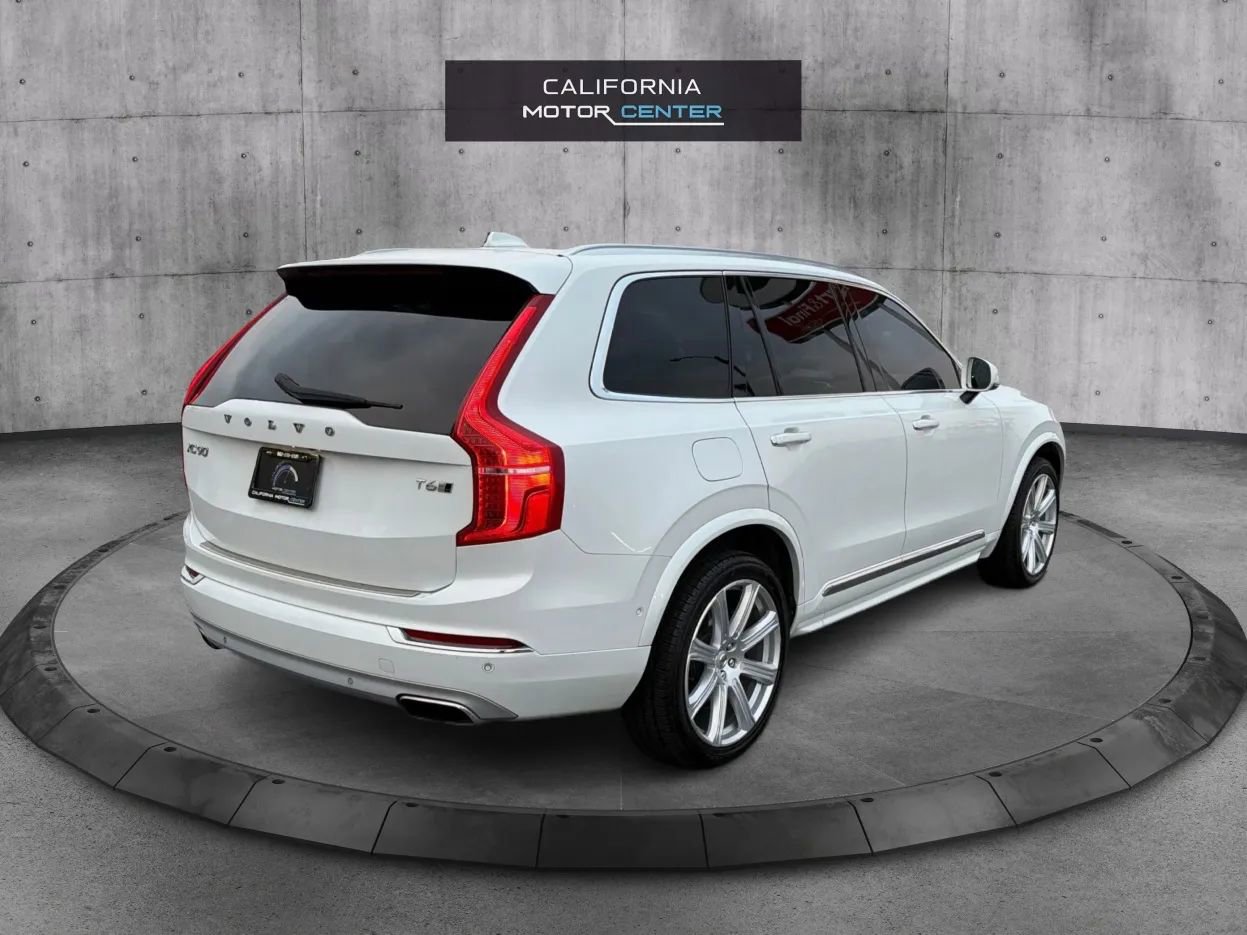 Used 2017 Volvo XC90 T6 Inscription w/ Luxury Package image 5