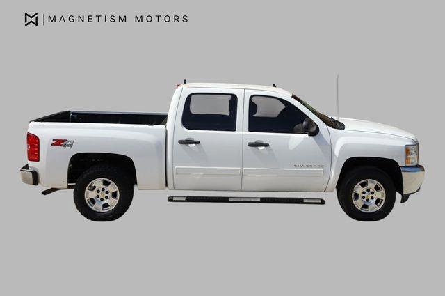 Used 2013 Chevrolet Silverado 1500 LT w/ All-Star Edition AWD/4WD image 3
