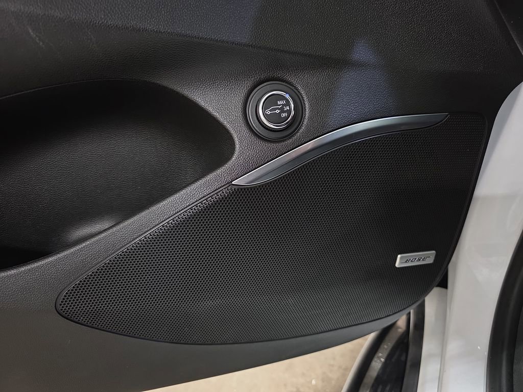 Used 2021 Buick Enclave Avenir w/ Avenir Technology Package image 38