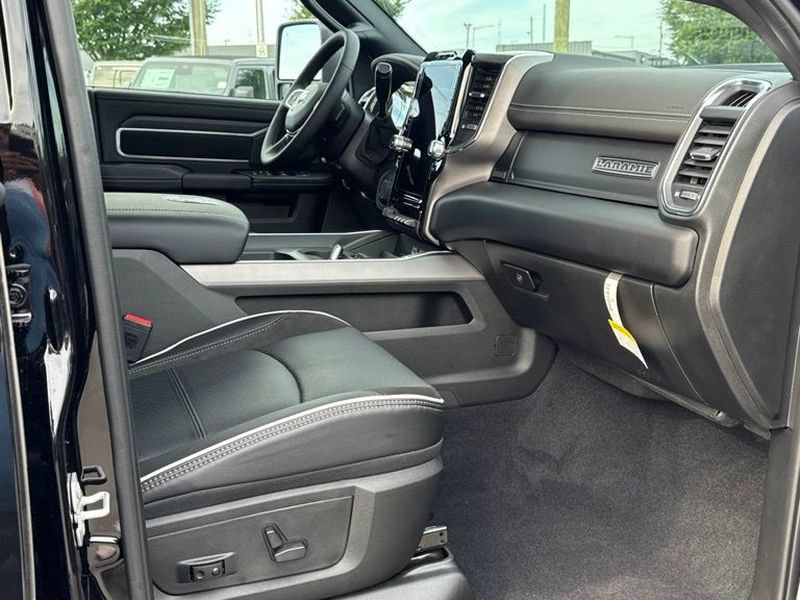 New 2026 RAM 2500 Laramie w/ Night Edition AWD/4WD image 21