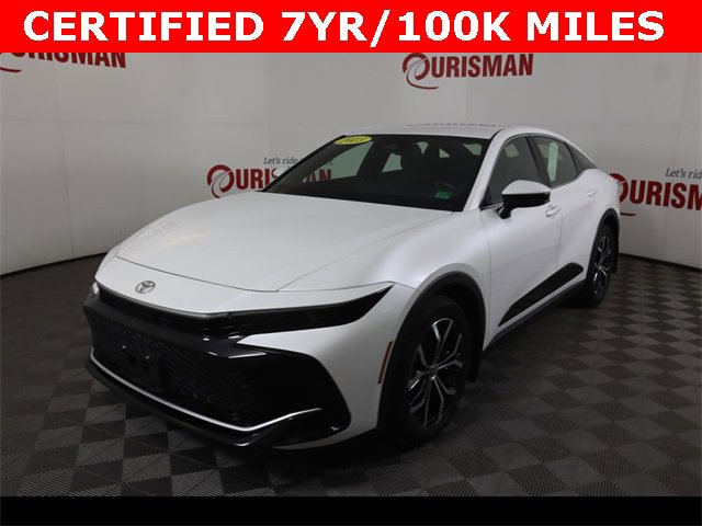 Used 2023 Toyota Crown XLE image 3