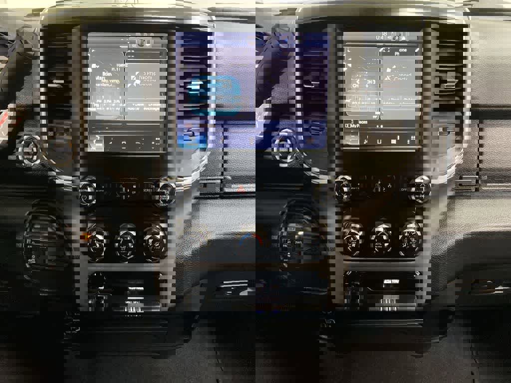 Used 2024 RAM 2500 Big Horn image 24
