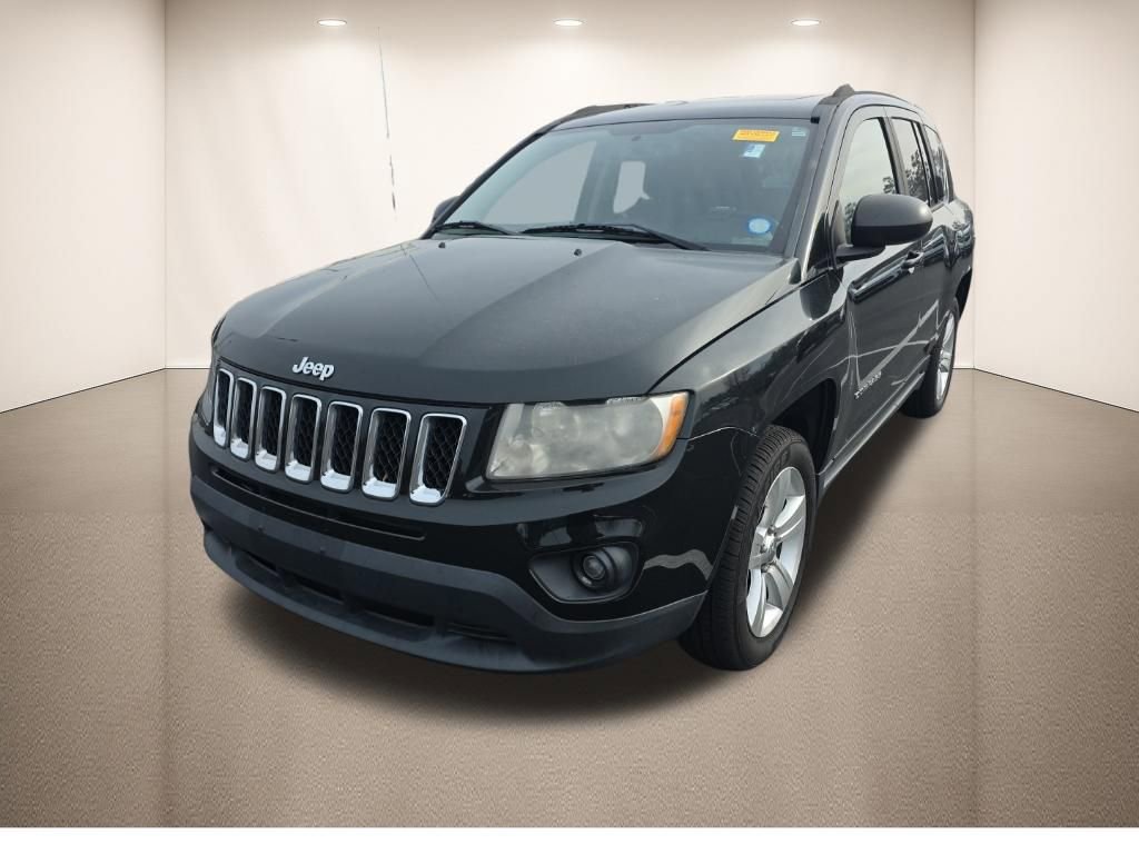Used 2013 Jeep Compass Latitude w/ Sun/Sound Group image 11