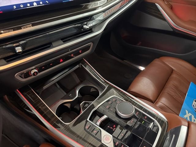 Used 2025 BMW X7 xDrive40i image 34