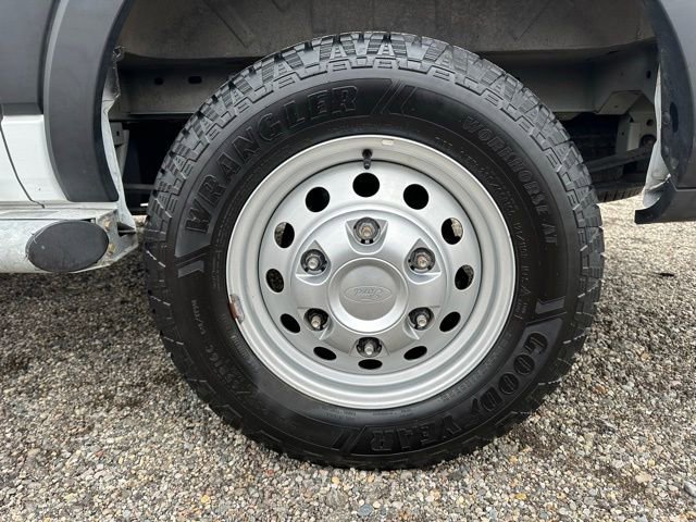 Used 2023 Ford Transit 250 Low Roof AWD w/ Exterior Upgrade Package image 27