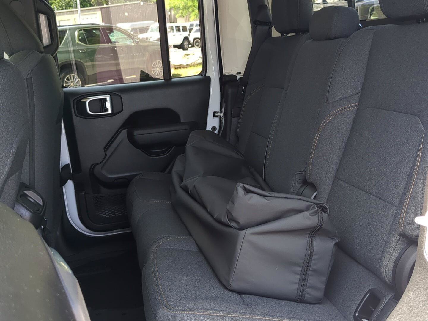 New 2026 Jeep Gladiator Sport AWD/4WD image 17
