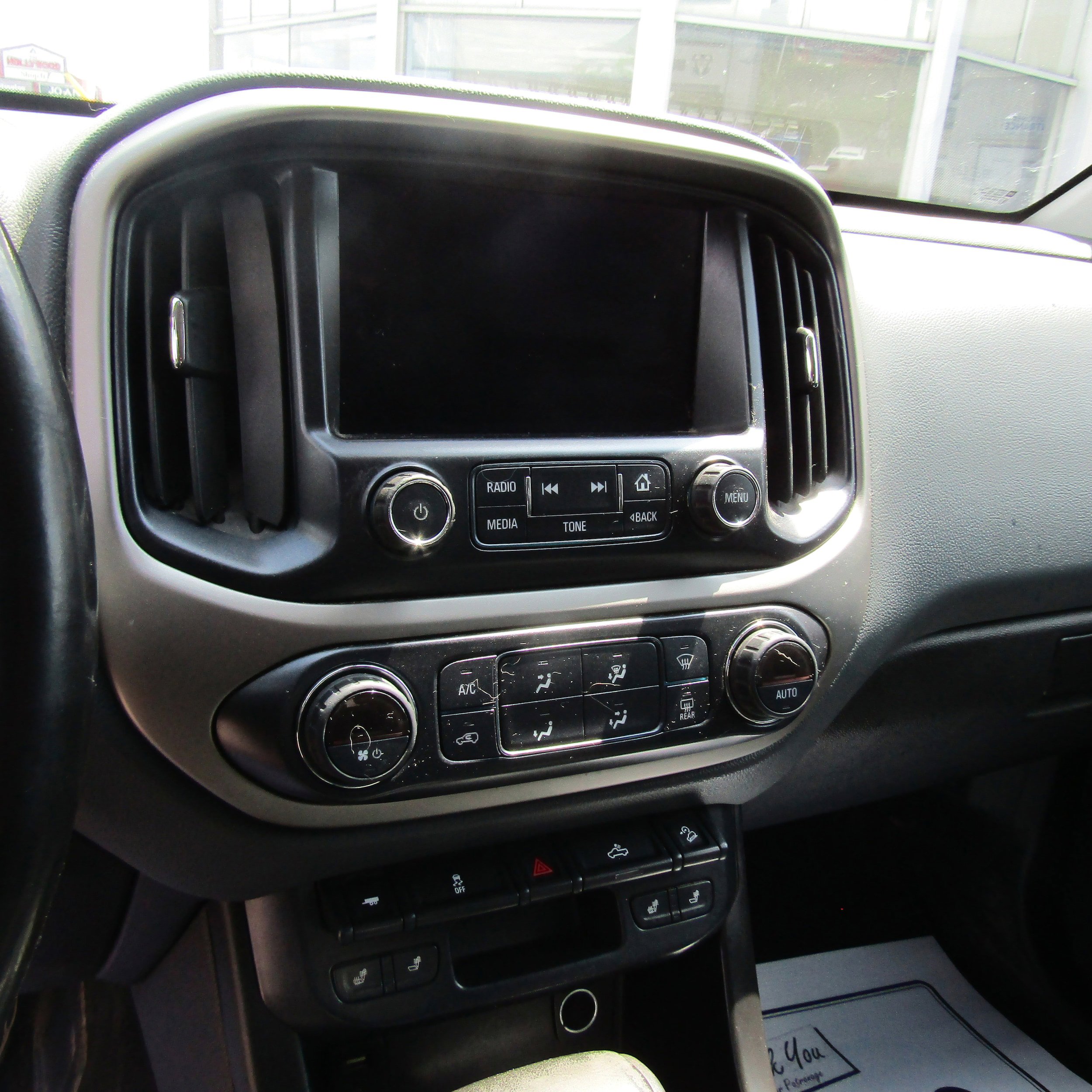 Used 2016 Chevrolet Colorado Z71 AWD/4WD image 11