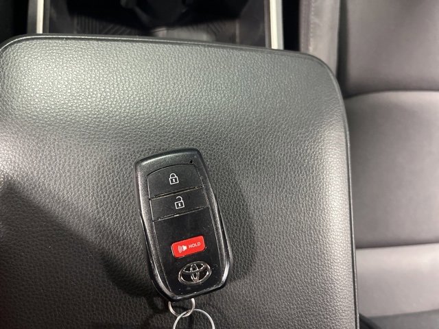 Used 2024 Toyota Tacoma SR5 image 19