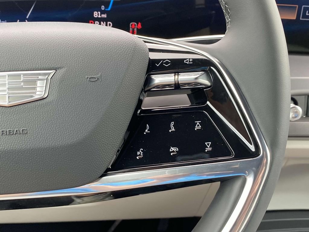 New 2026 Cadillac Vistiq Sport w/ LPO, Floor Liner Package image 20
