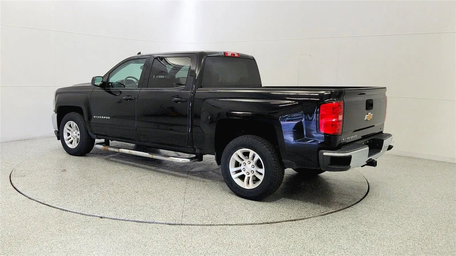 Used 2017 Chevrolet Silverado 1500 LT w/ All Star Edition RWD image 5