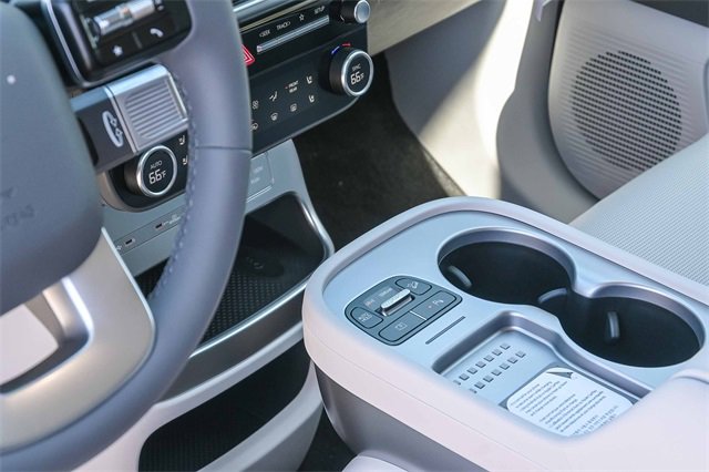 New 2026 Hyundai Ioniq 9 SEL image 24