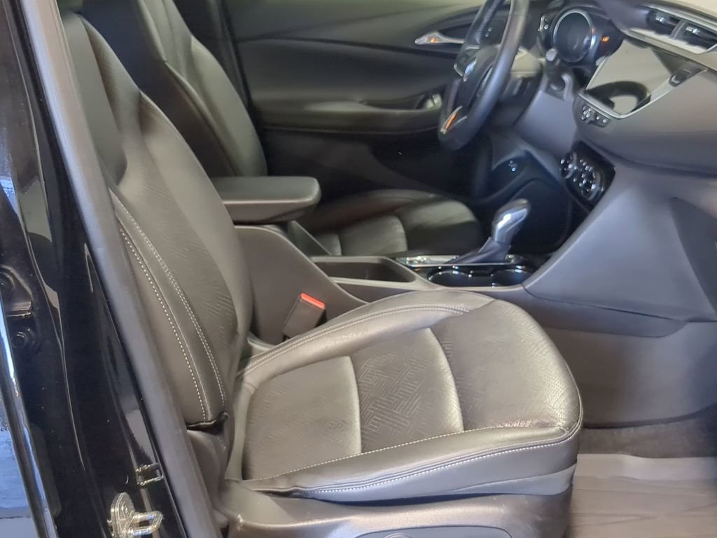 Used 2023 Buick Encore GX Essence w/ Experience Buick Package image 27