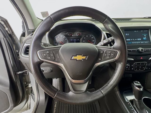 Used 2018 Chevrolet Equinox LT FWD image 12