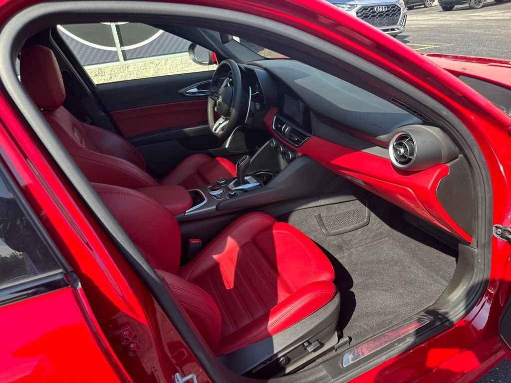 Used 2021 Alfa Romeo Giulia Ti Sport AWD/4WD image 65
