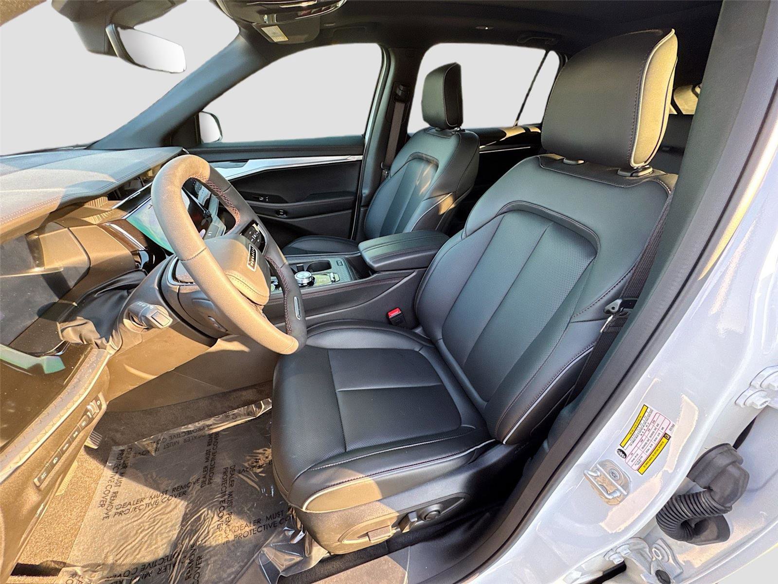 Used 2025 Jeep Wagoneer S Limited image 21