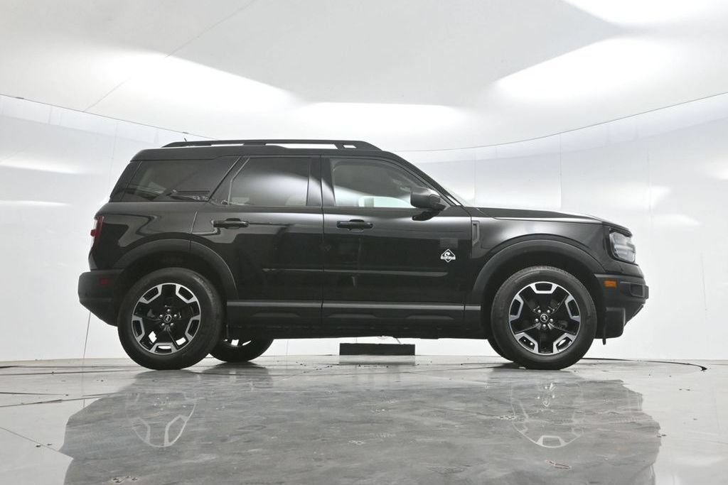 Used 2023 Ford Bronco Sport Outer Banks w/ Tech Package AWD/4WD image 59