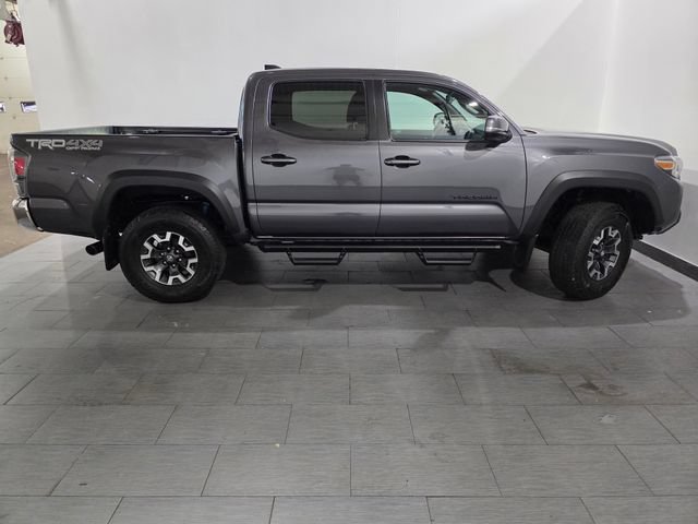 Used 2021 Toyota Tacoma TRD Off-Road AWD/4WD image 6