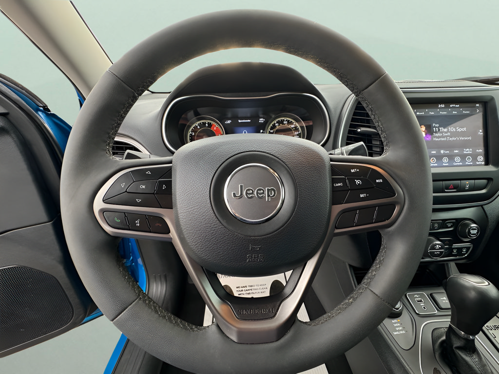 Certified 2022 Jeep Cherokee Latitude Lux AWD/4WD image 10