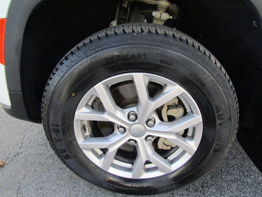 Used 2021 Jeep Grand Cherokee L Limited image 30