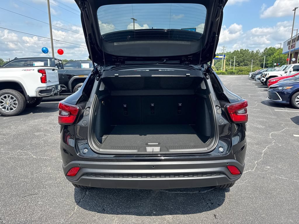 New 2026 Chevrolet Trax LT w/ Driver Confidence Package FWD image 19