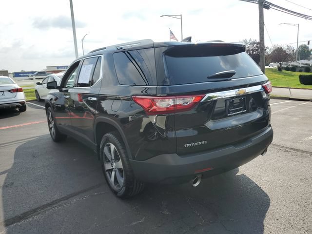 Used 2018 Chevrolet Traverse LT FWD image 3