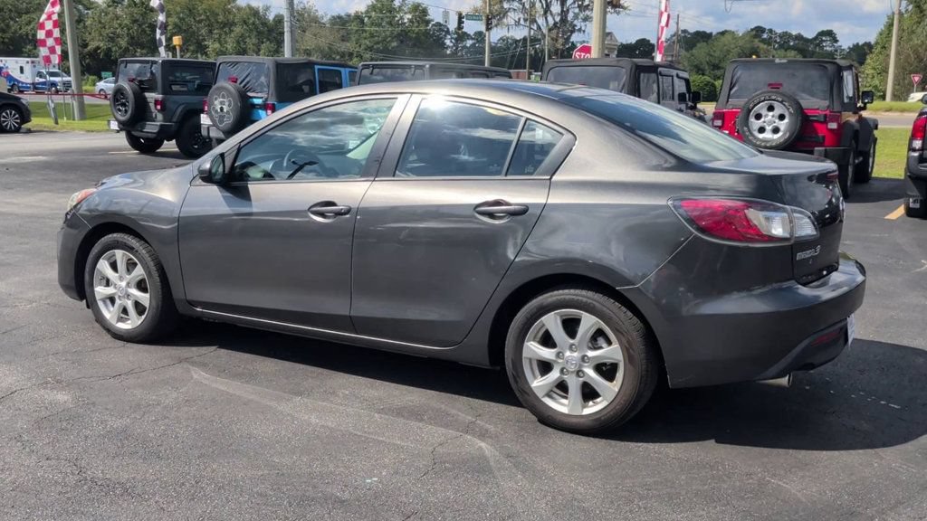 Used 2011 MAZDA MAZDA3 i Touring FWD image 6