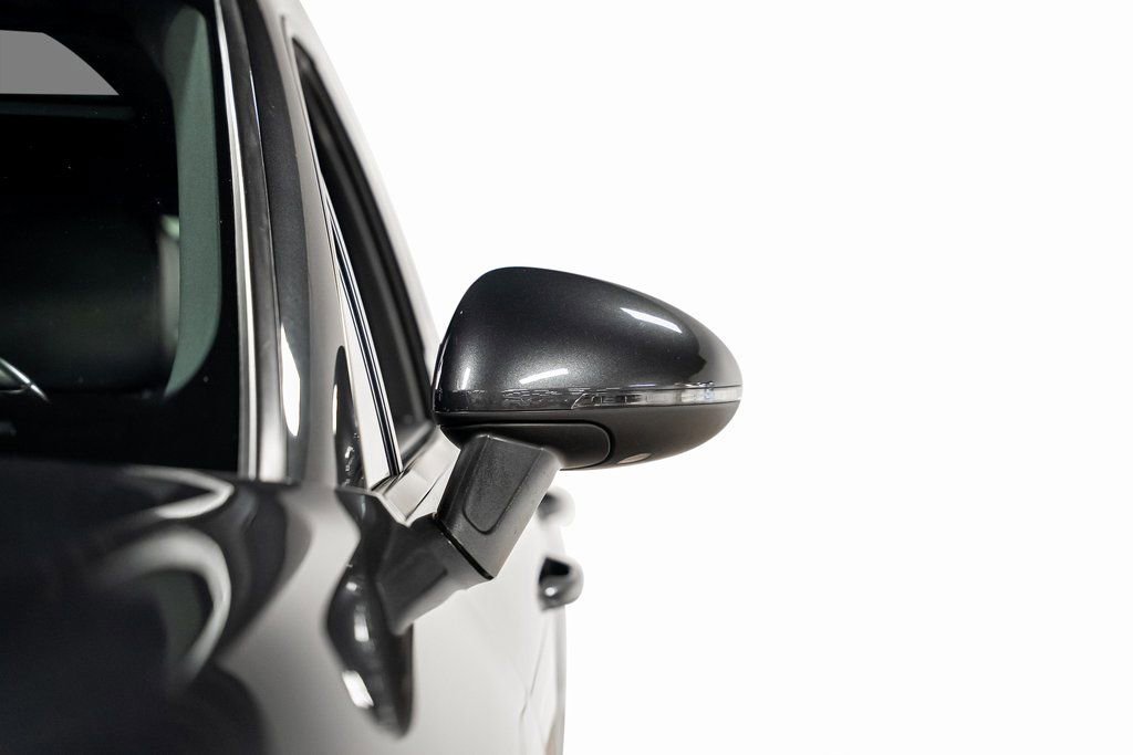 Used 2017 Porsche Macan image 12