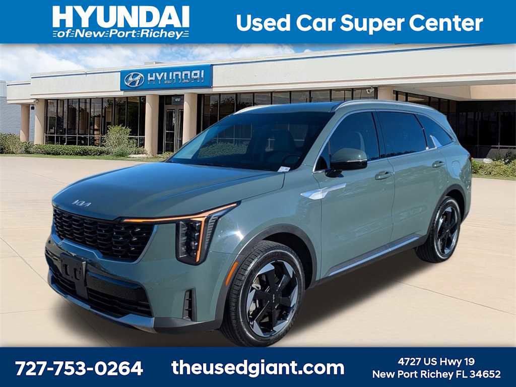 Used 2025 Kia Sorento EX
