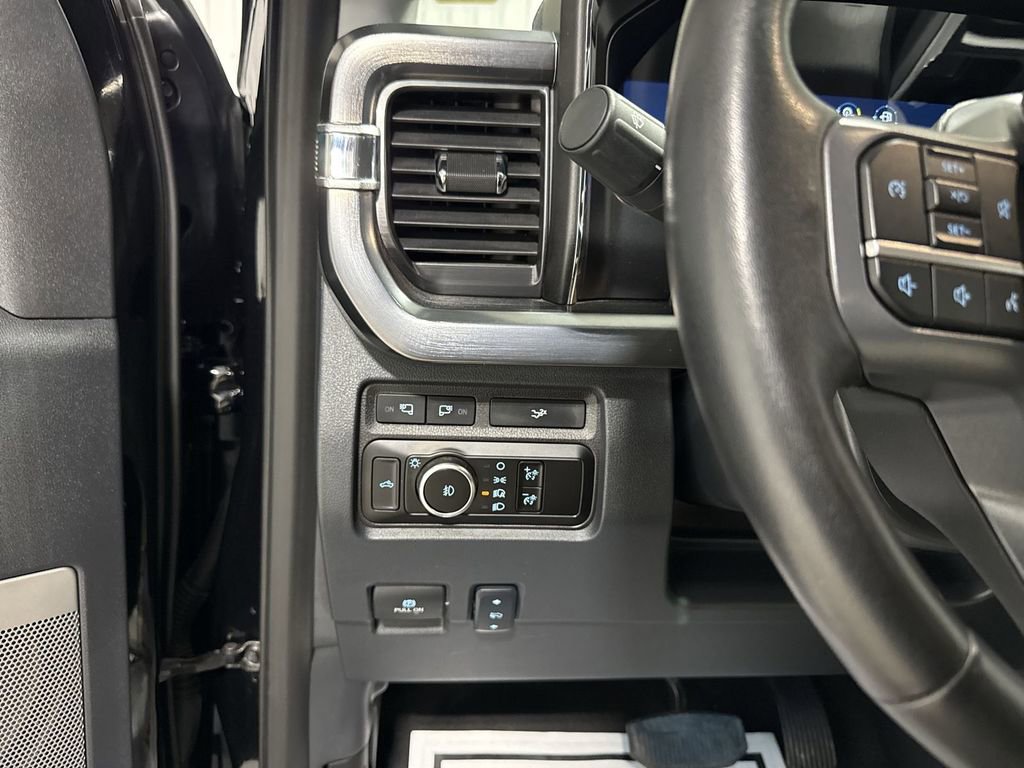 Used 2024 Ford F250 Lariat image 18