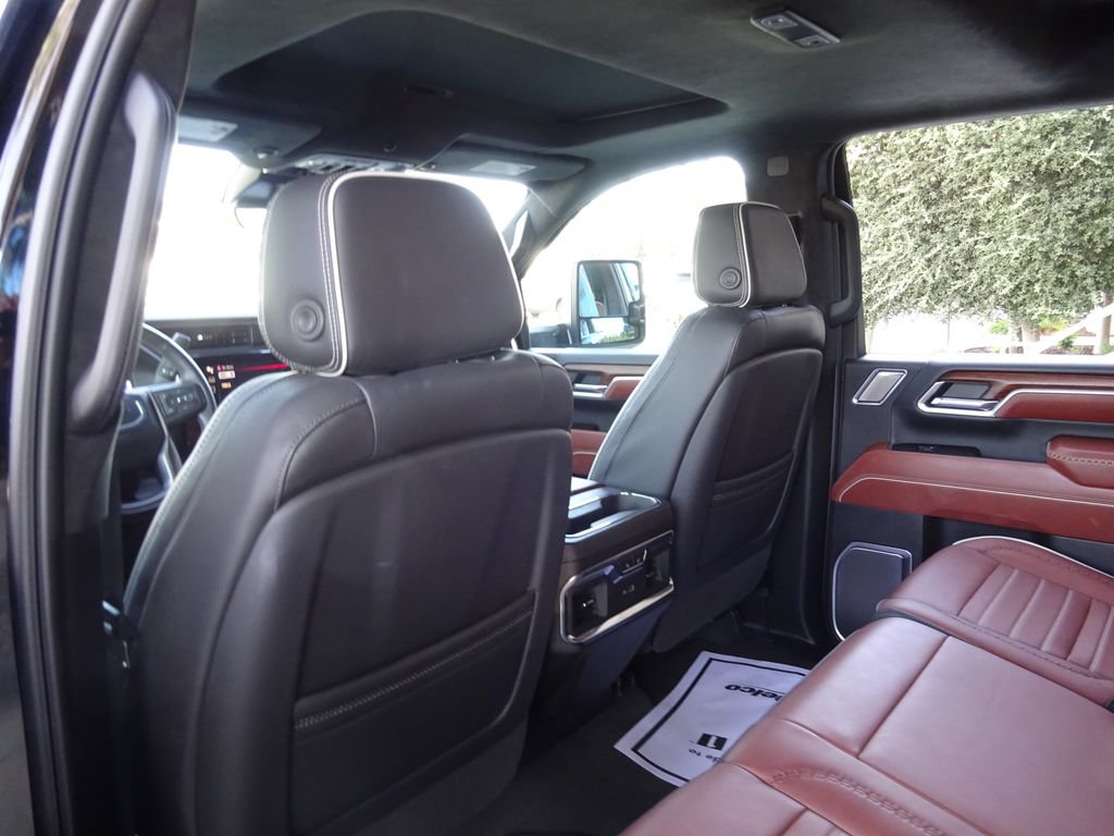 Certified 2025 GMC Sierra 2500 Denali Ultimate AWD/4WD image 23