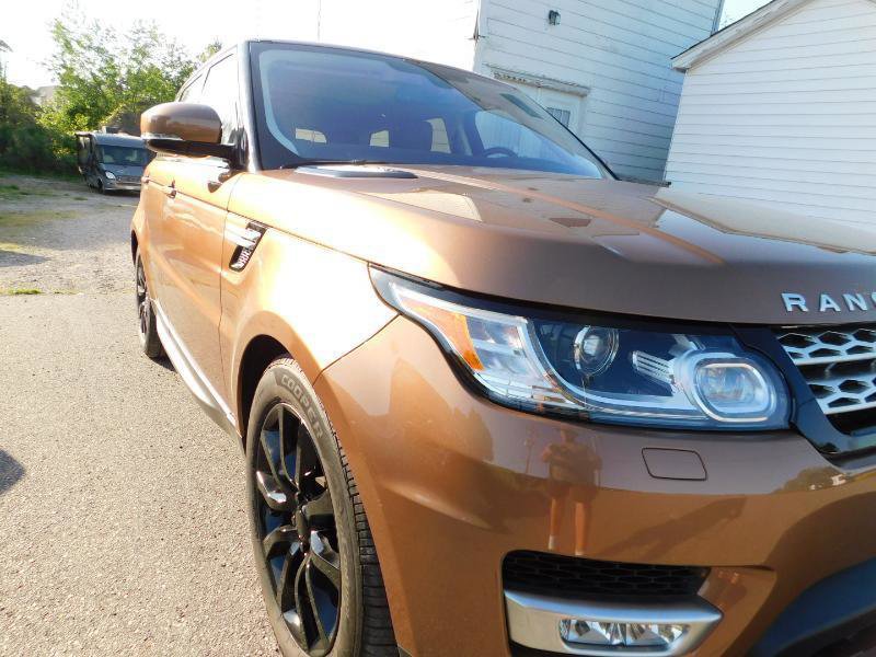 Used 2016 Land Rover Range Rover Sport HSE AWD/4WD image 34