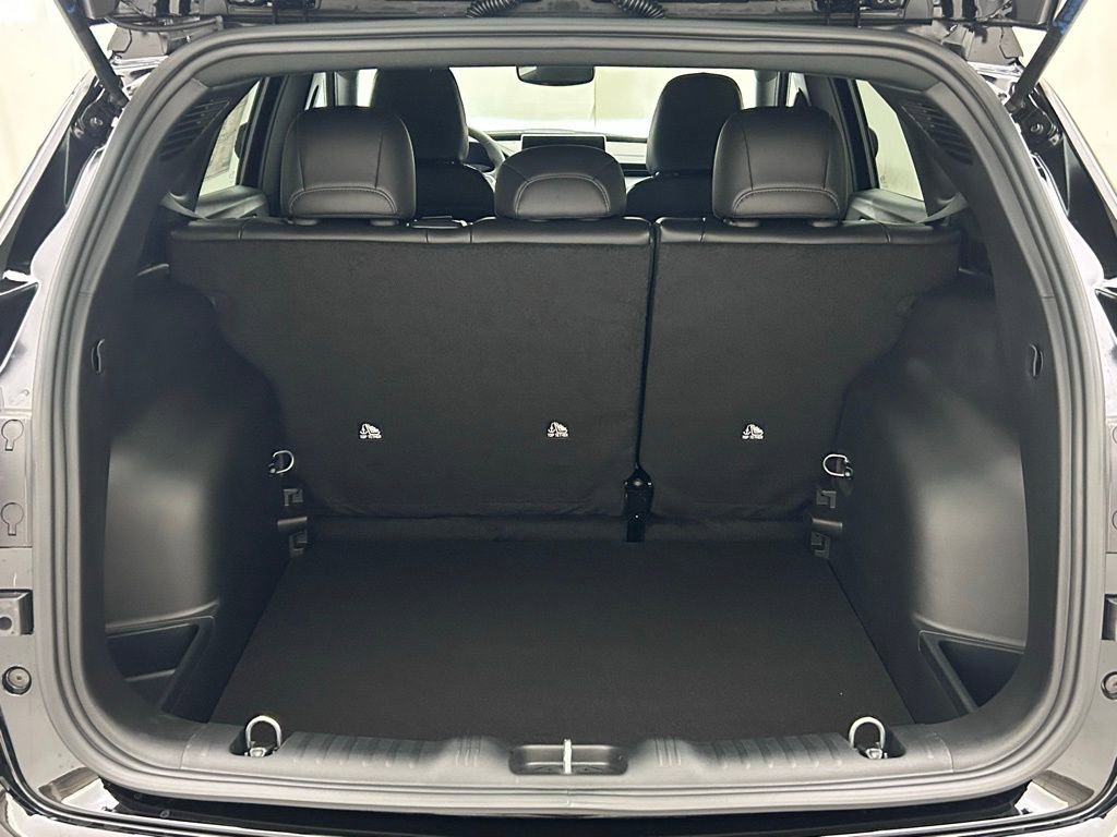 New 2026 Jeep Compass Latitude AWD/4WD image 9