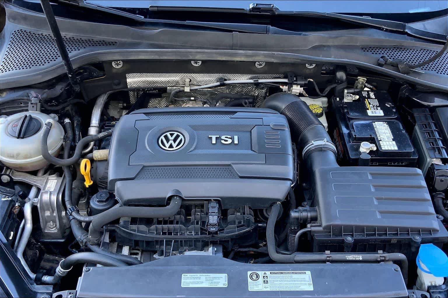 Used 2016 Volkswagen GTI S FWD image 9