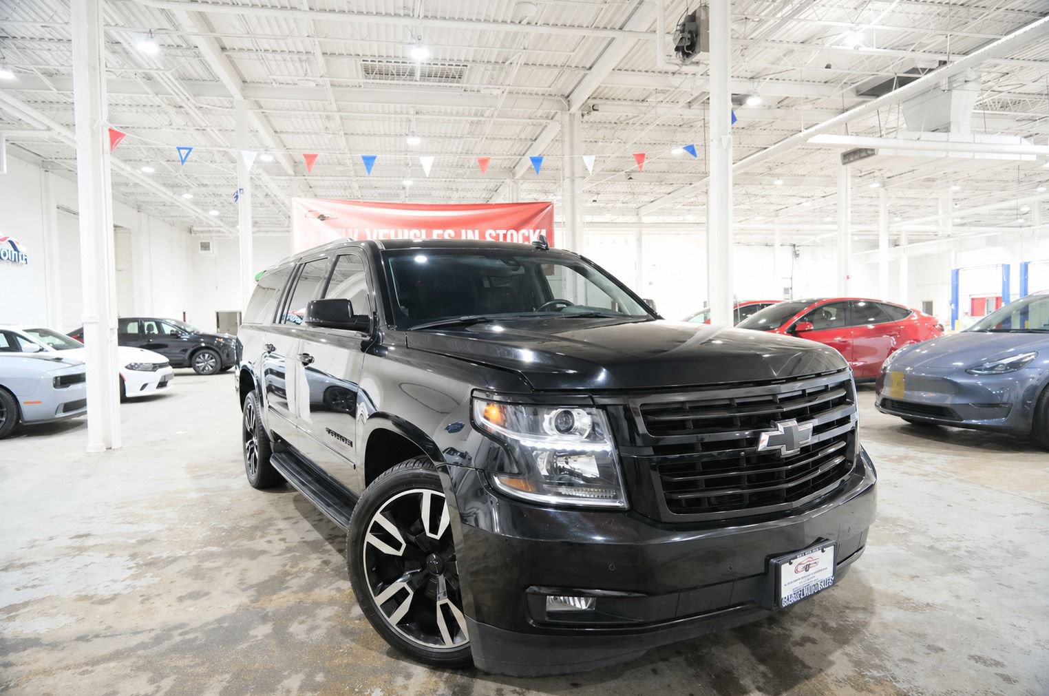Used 2019 Chevrolet Suburban Premier AWD/4WD image 2