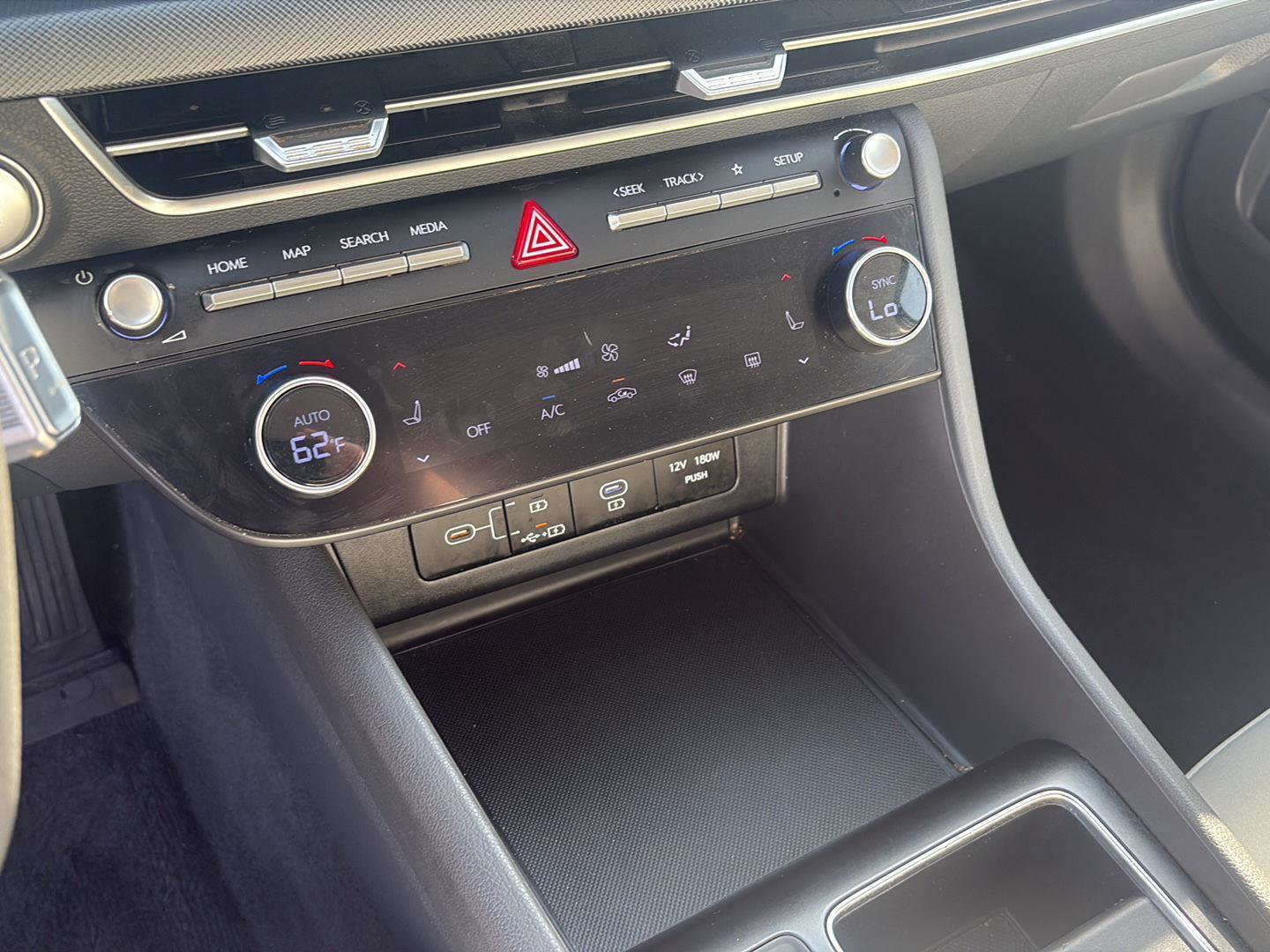 Used 2024 Hyundai Sonata SEL FWD image 22
