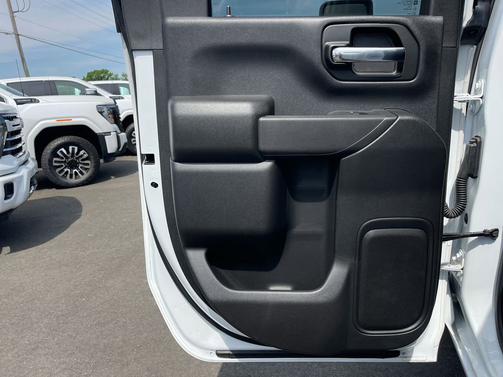 Used 2024 GMC Sierra 2500 Pro w/ Convenience Package image 24