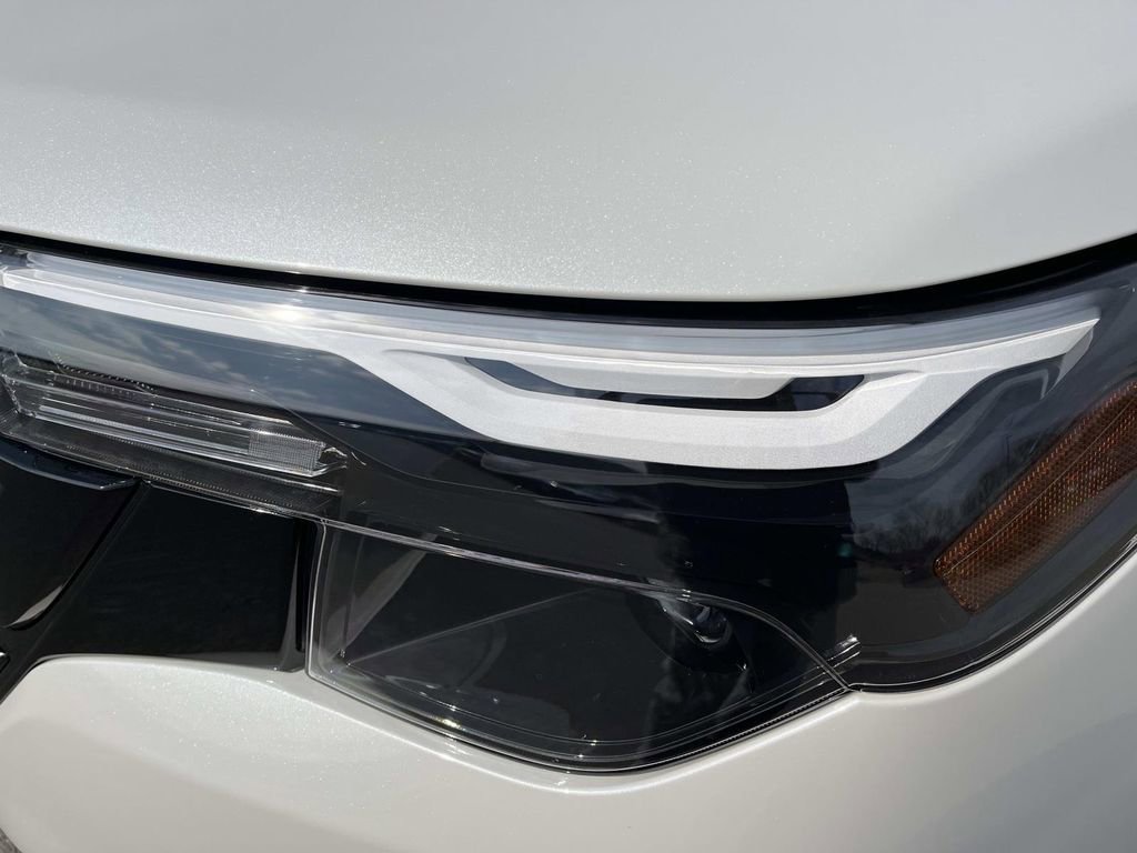 Certified 2026 Subaru Forester Sport w/ Sport Package AWD/4WD image 9