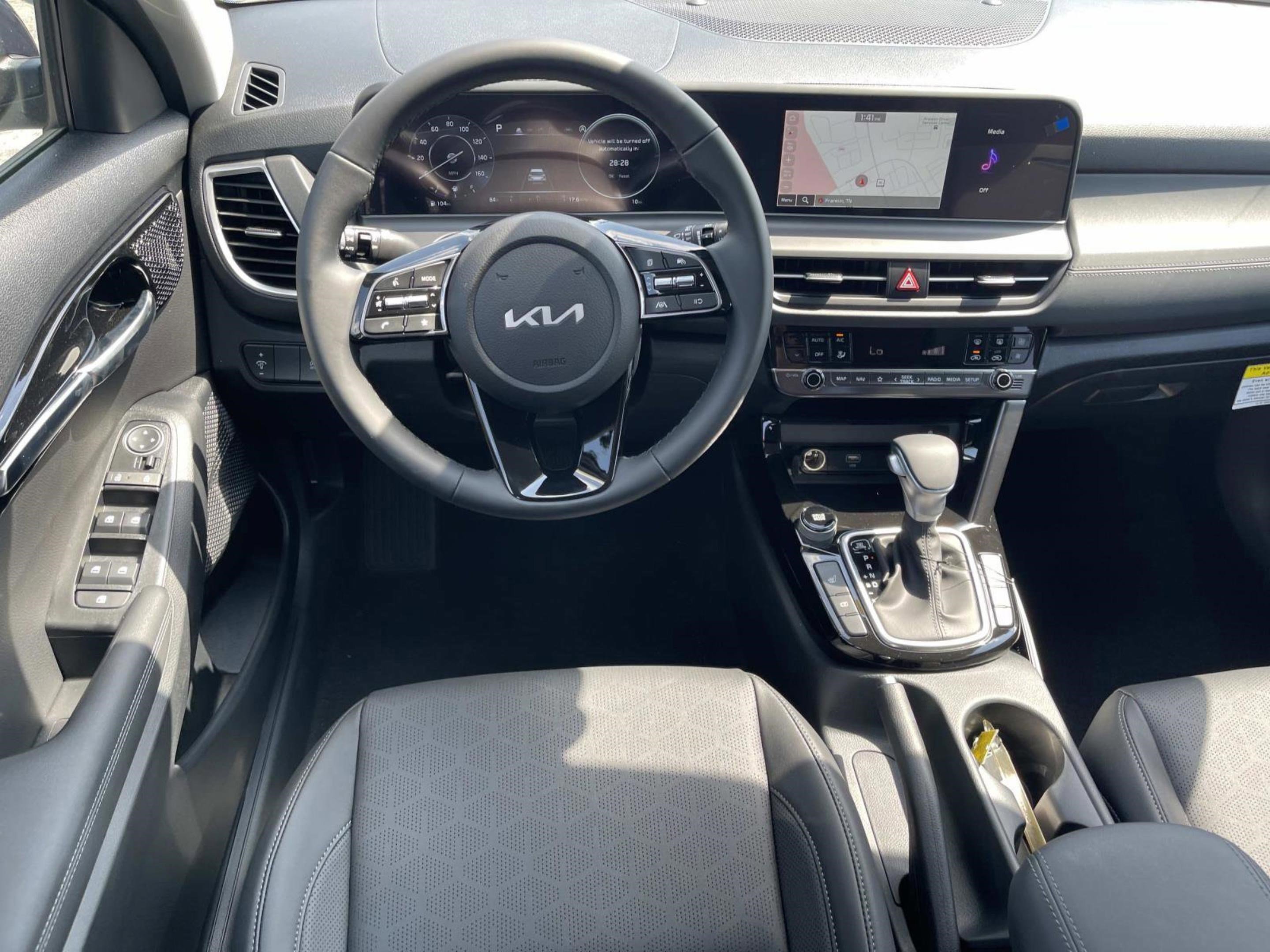 New 2026 Kia Seltos EX image 13