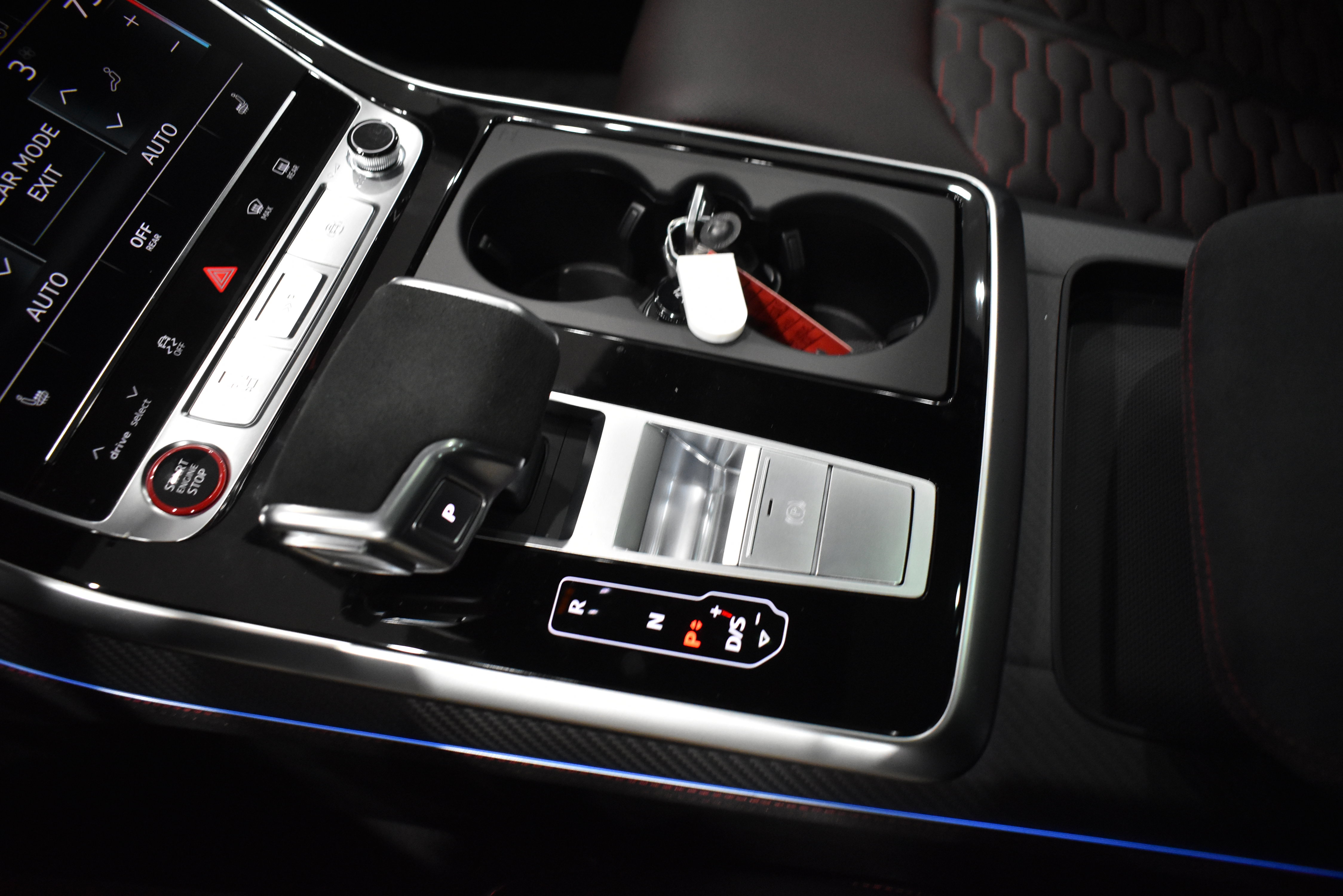 New 2026 Audi RS Q8 performance image 22