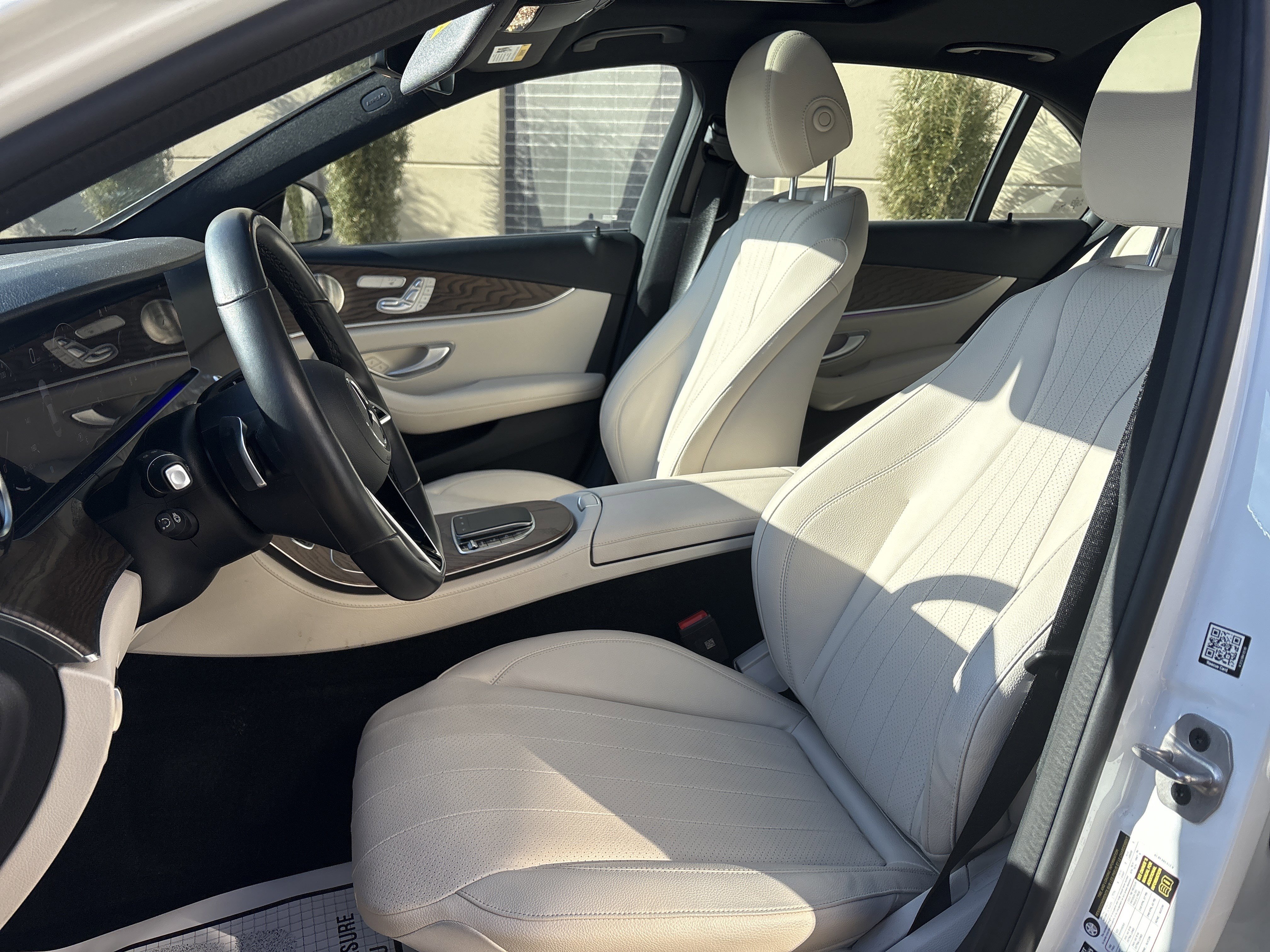 Used 2023 Mercedes-Benz E 350 4MATIC Sedan image 16