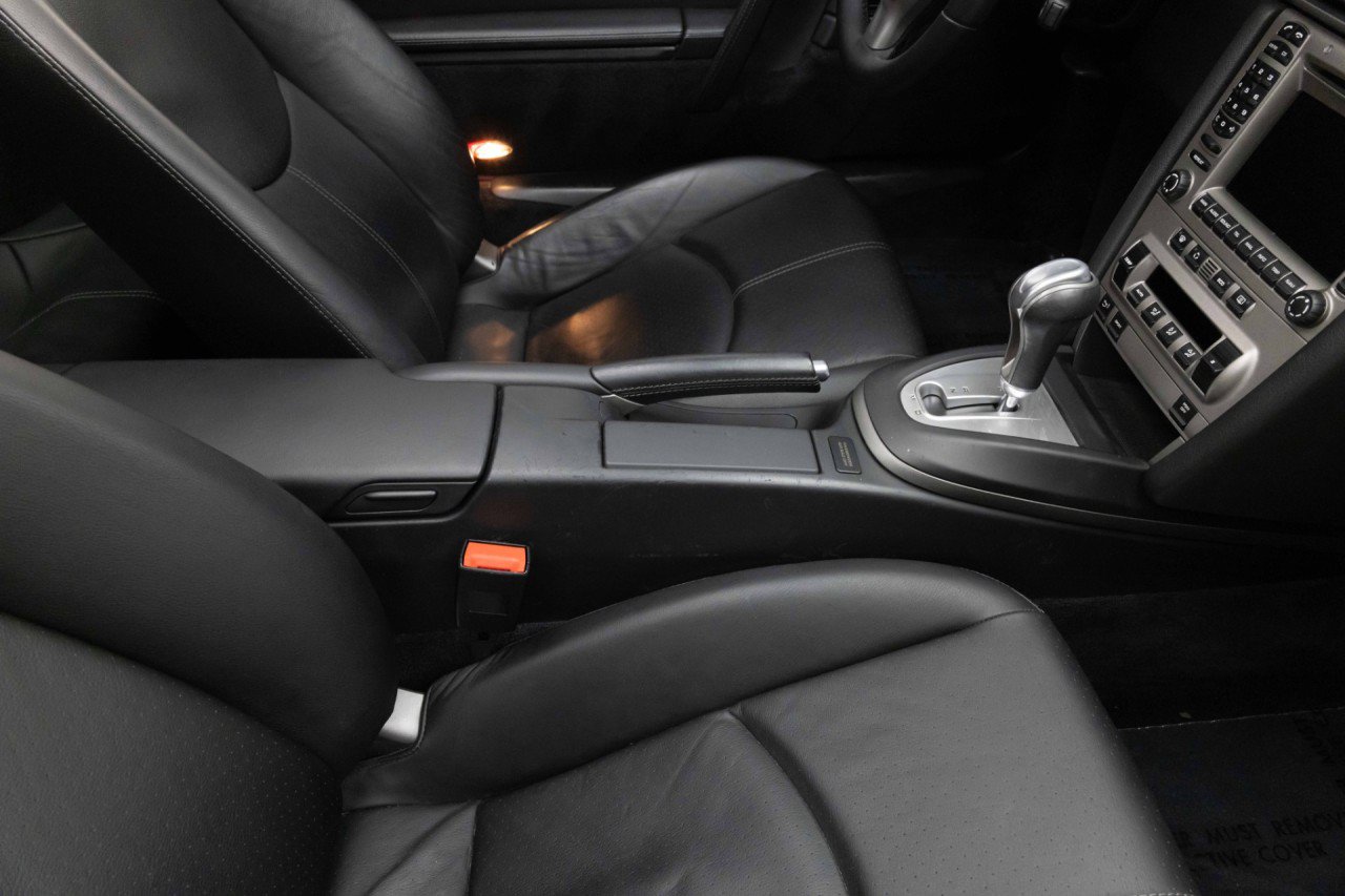 Used 2006 Porsche 911 Carrera RWD image 22