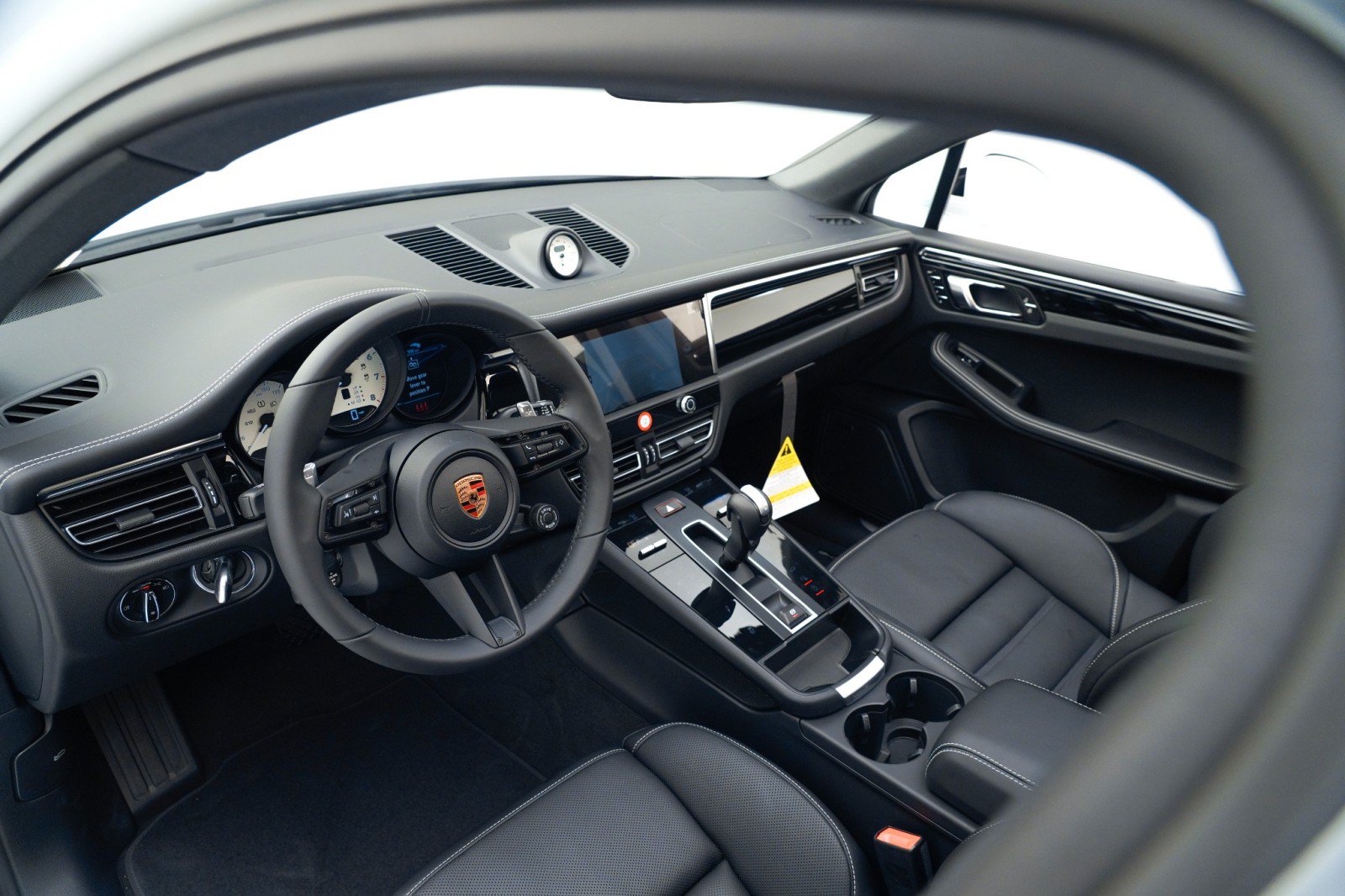 New 2026 Porsche Macan S AWD/4WD image 4