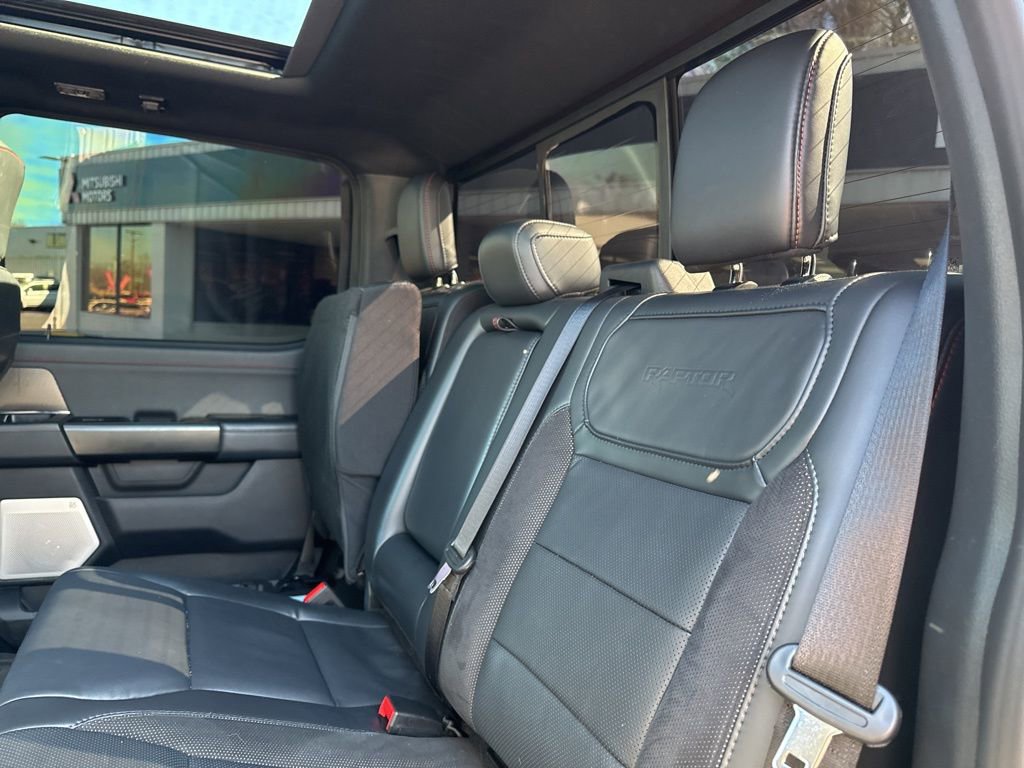 Used 2025 Ford F150 Raptor image 40