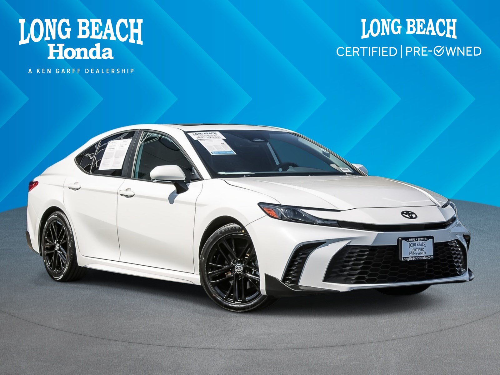 Used 2025 Toyota Camry SE w/ Convenience Package