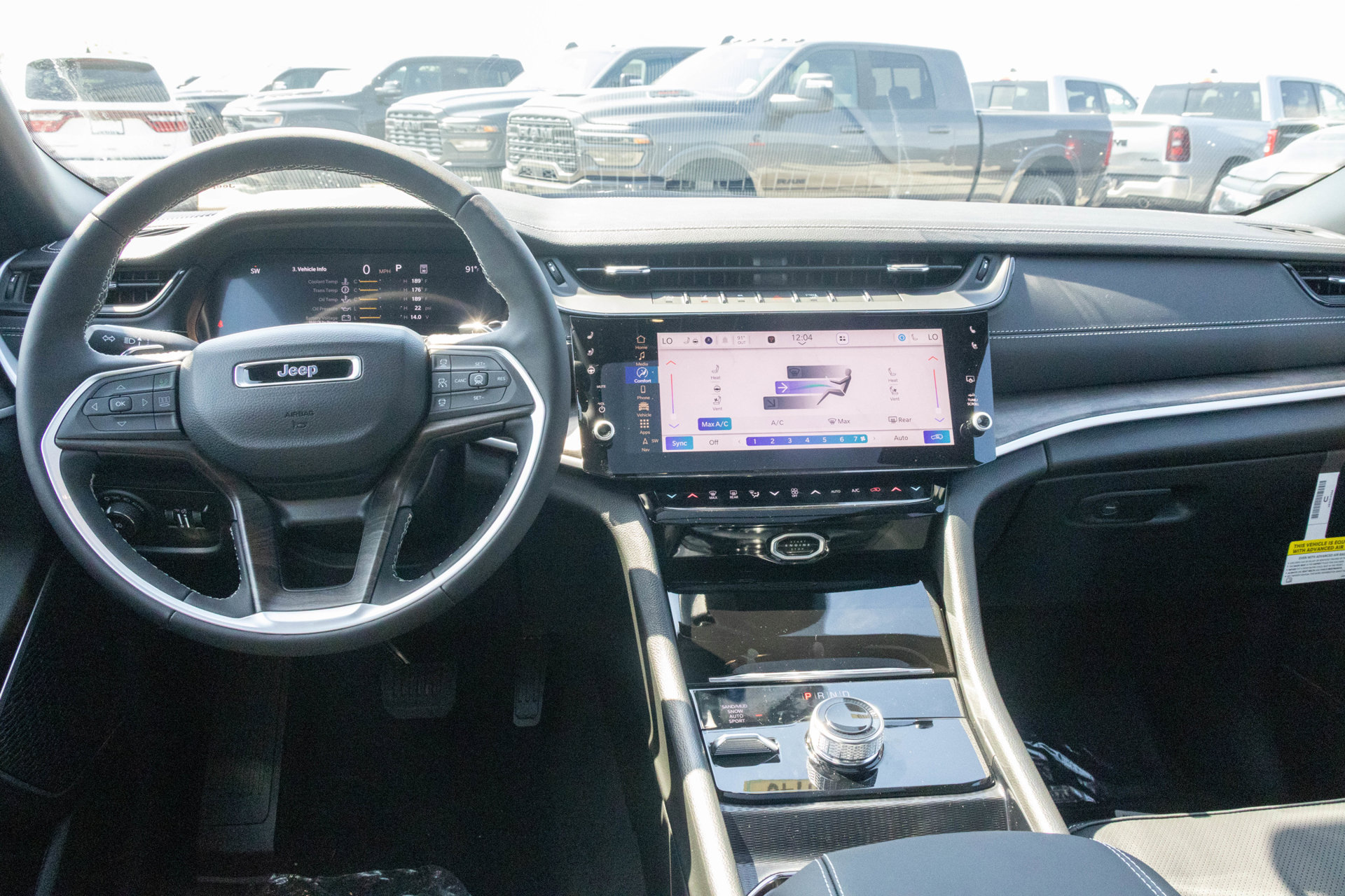 New 2027 Jeep Grand Cherokee Limited AWD/4WD image 19