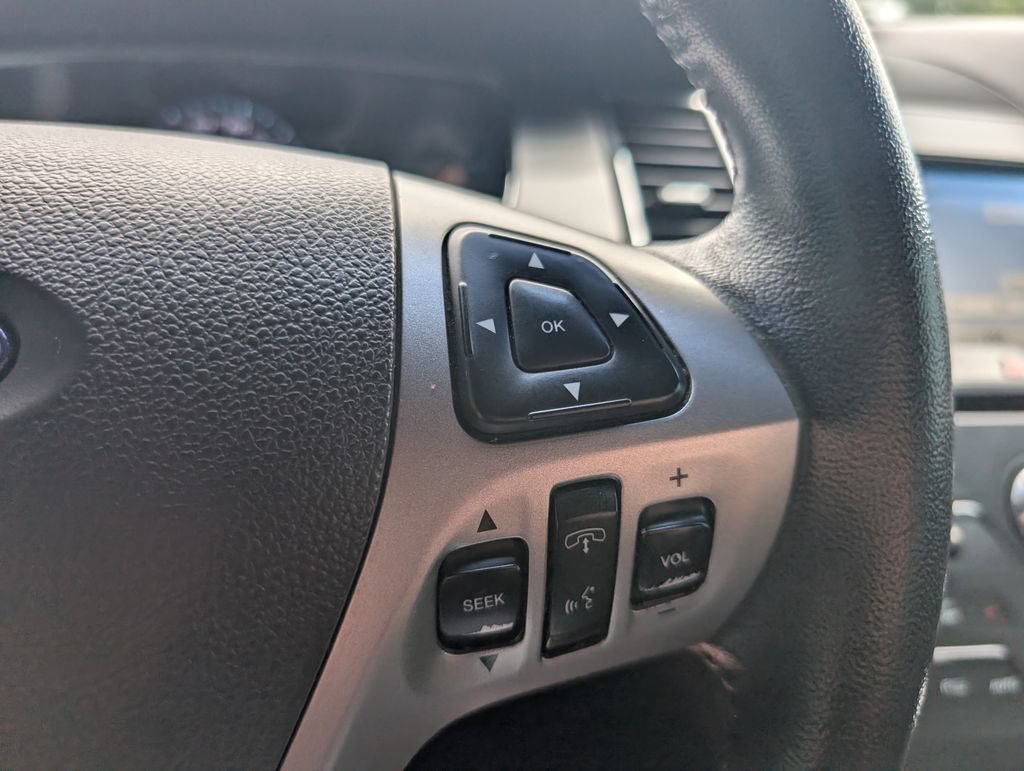 Used 2019 Ford Taurus SEL w/ Equipment Group 201A FWD image 15