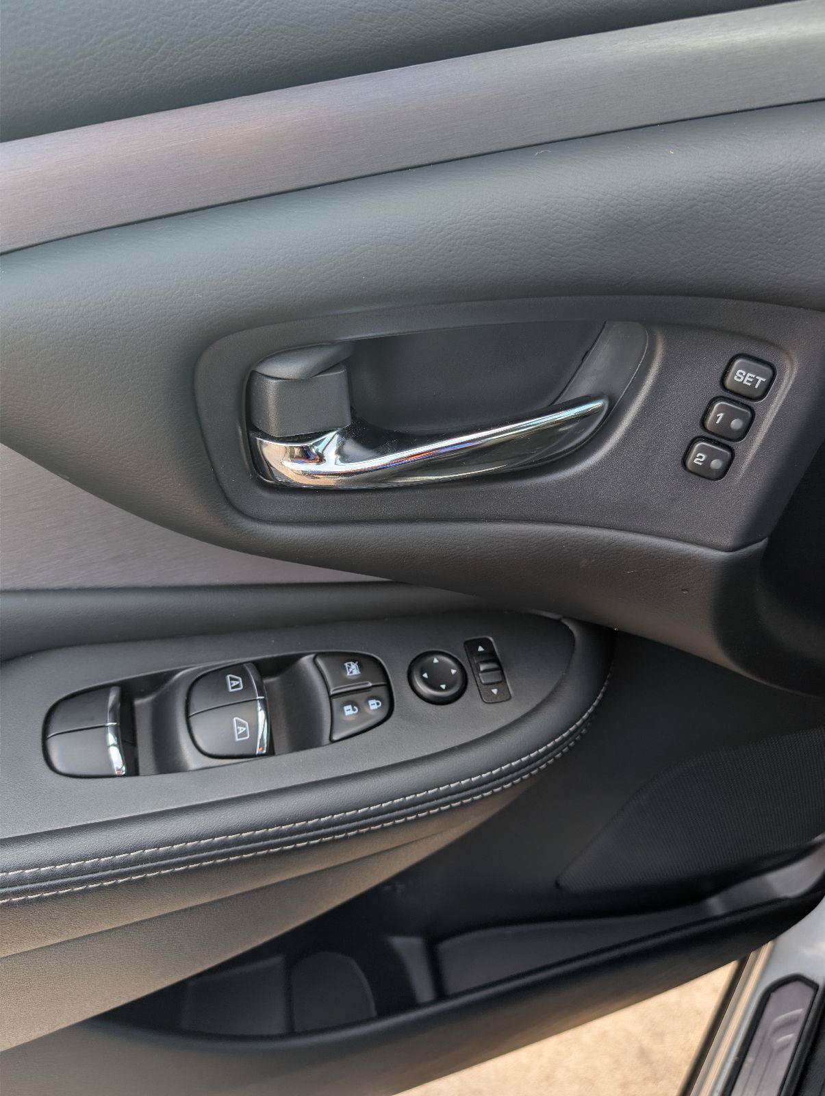 Used 2024 Nissan Murano SL w/ Cargo Package FWD image 31