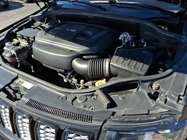 Certified 2018 Jeep Grand Cherokee Altitude AWD/4WD image 33