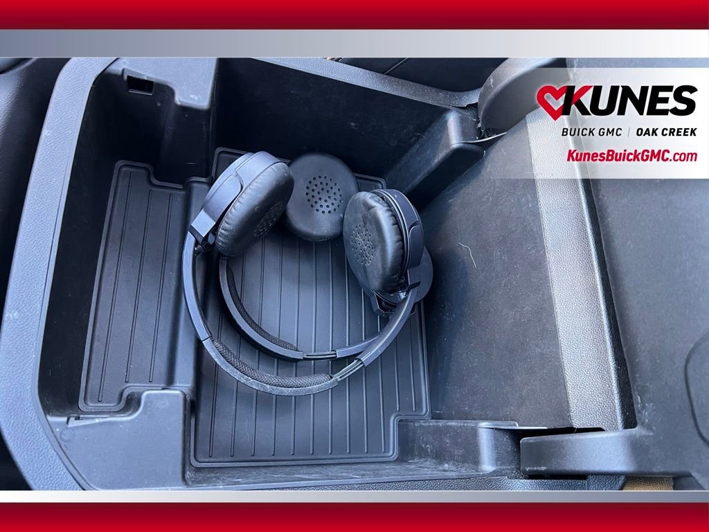 Used 2023 GMC Yukon XL AT4 w/ AT4 Premium Plus Package image 26