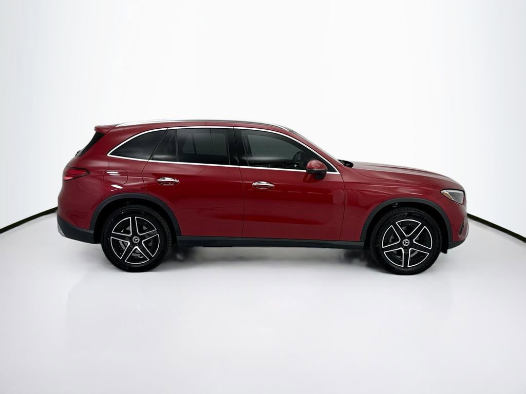 Certified 2026 Mercedes-Benz GLC 300 4MATIC image 4